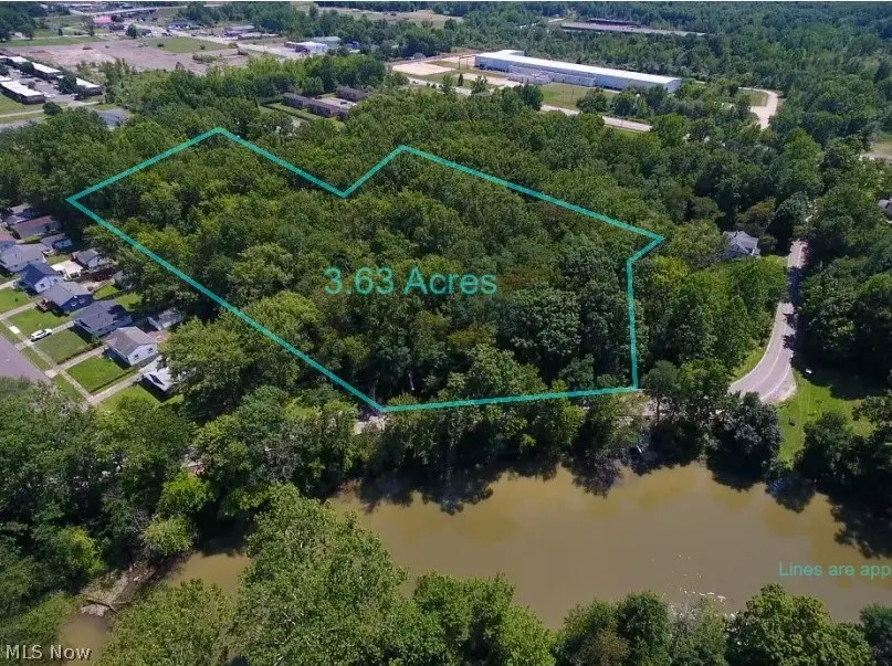 Lovers Nw Lane, Warren, OH 44485 - #1