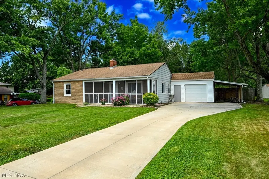 3437 Heckman Nw Street, Uniontown, OH 44685 - #2