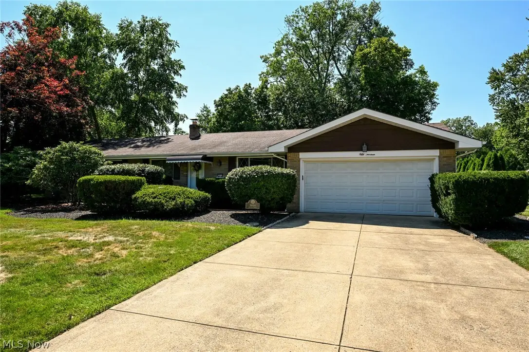 5014 Douglas Drive, North Olmsted, OH 44070 - #1