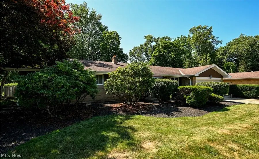 5014 Douglas Drive, North Olmsted, OH 44070 - #3