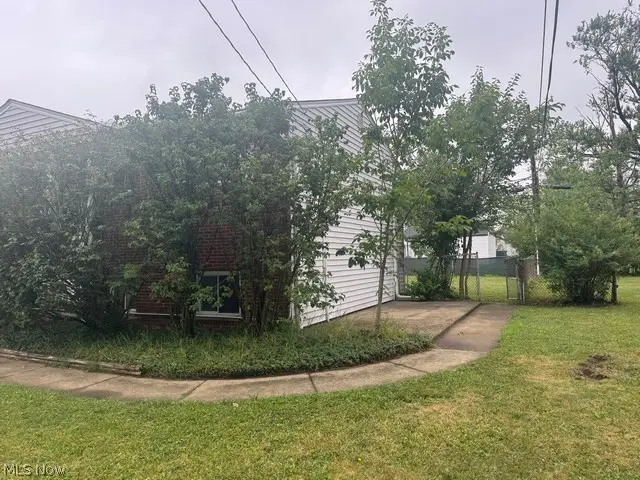 24051 Columbus Road, Bedford Heights, OH 44146 - #2