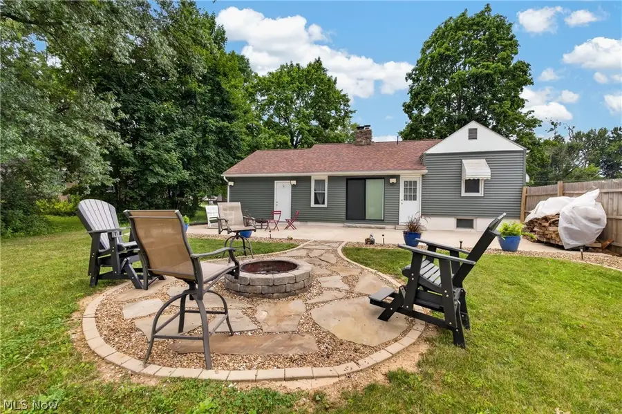33 Sycamore Drive, New Middletown, OH 44442 - #2