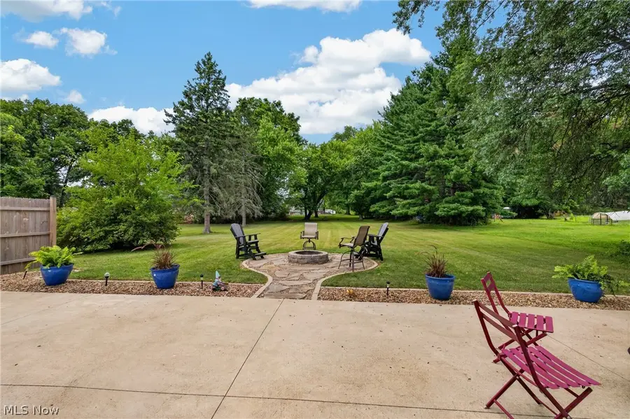 33 Sycamore Drive, New Middletown, OH 44442 - #3