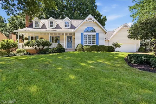 992 Liberty Nw Lane, North Canton, OH 44720