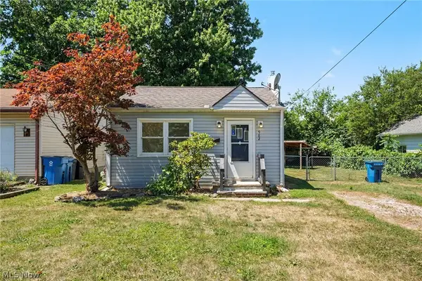 982 Shadowrow Avenue, Willoughby, OH 44094