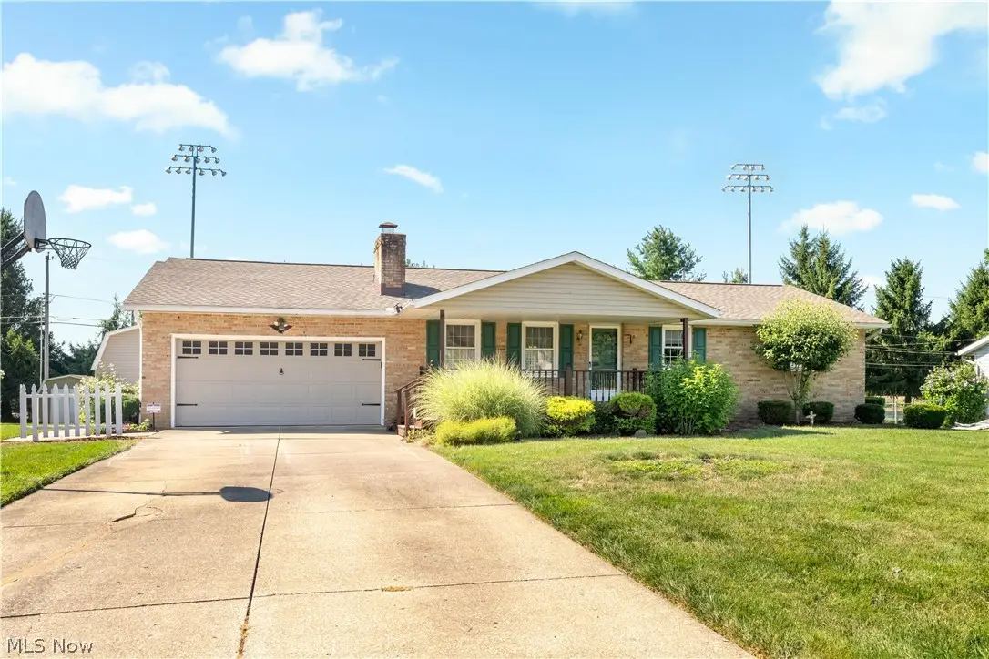 2032 Walsh Street, Louisville, OH 44641 - #1