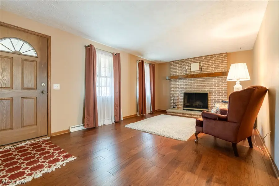 2032 Walsh Street, Louisville, OH 44641 - #2