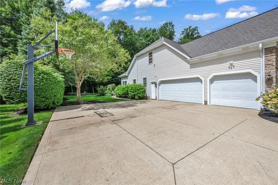 10928 Stonewycke Drive, Concord, OH 44077 - #2