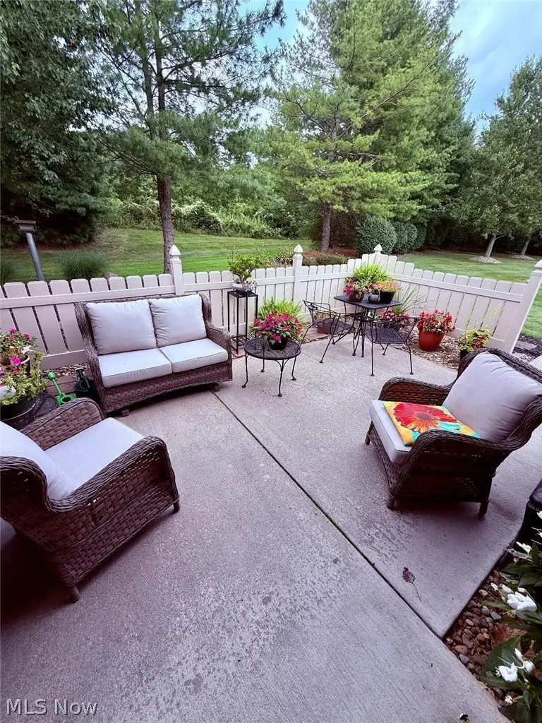 695 E Western Reserve Road #1504, Poland, OH 44514 - #3