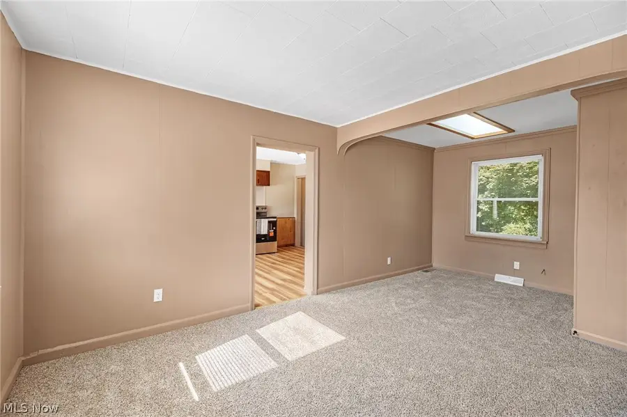143 Grandview Avenue, Wadsworth, OH 44281 - #2