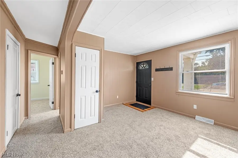 143 Grandview Avenue, Wadsworth, OH 44281 - #3