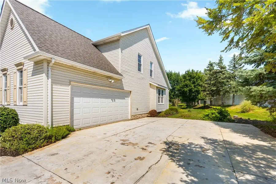 3472 Deer Trace Nw Avenue, Canton, OH 44708 - #3