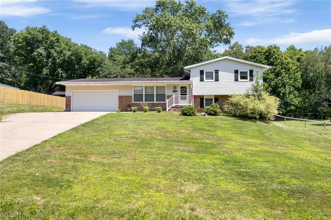 3112 Beaumont Nw Avenue, Massillon, OH 44647 - #1