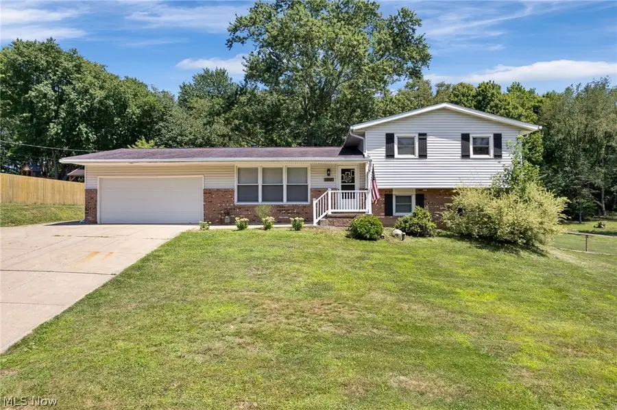 3112 Beaumont Nw Avenue, Massillon, OH 44647 - #3