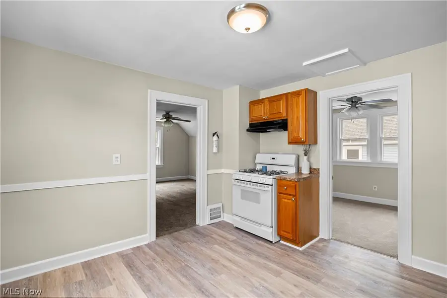 2054 Magee Street, Lakewood, OH 44107 - #3