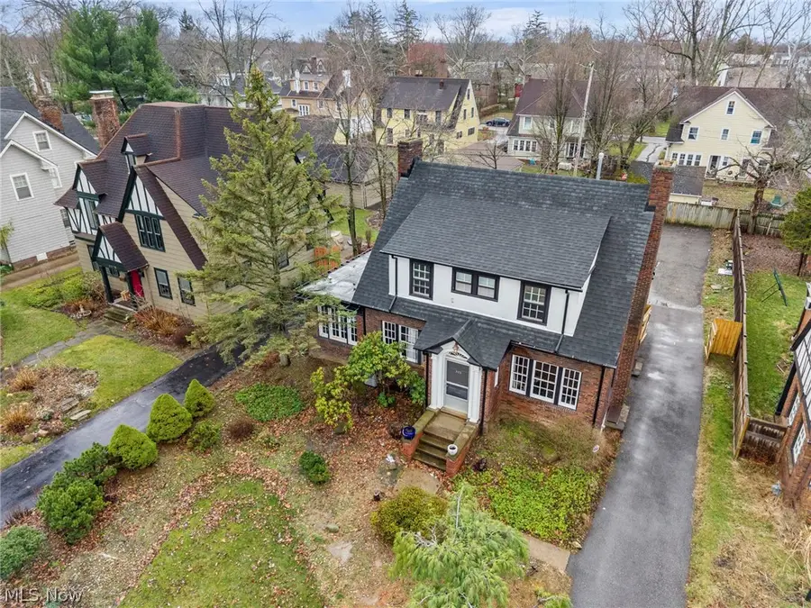 3172 Warrington Road, Shaker Heights, OH 44120 - #2