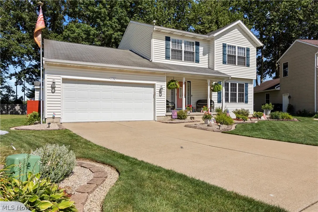 732 Oakdale Circle, Elyria, OH 44035 - #1