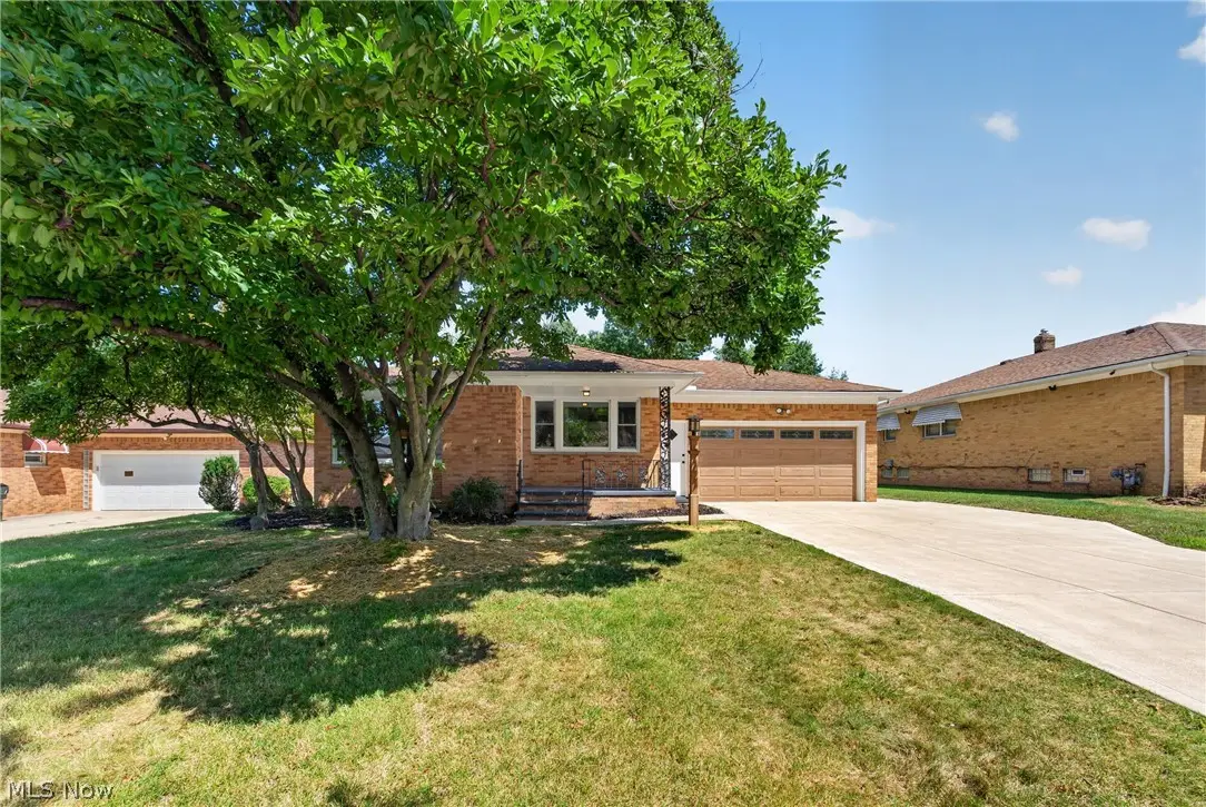 23543 Angela Drive, Warrensville Heights, OH 44128 - #1