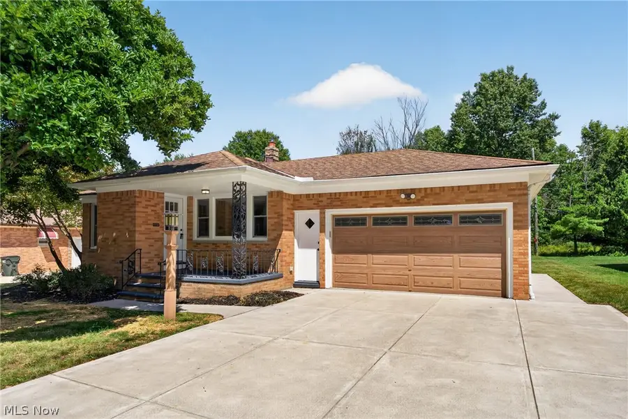 23543 Angela Drive, Warrensville Heights, OH 44128 - #2
