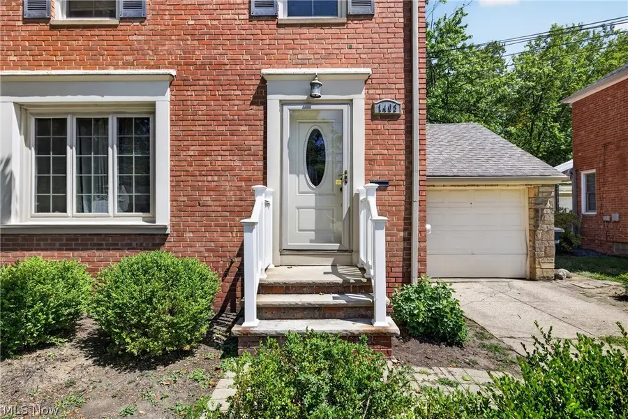 1403 Churchill Road, Lyndhurst, OH 44124 - #2
