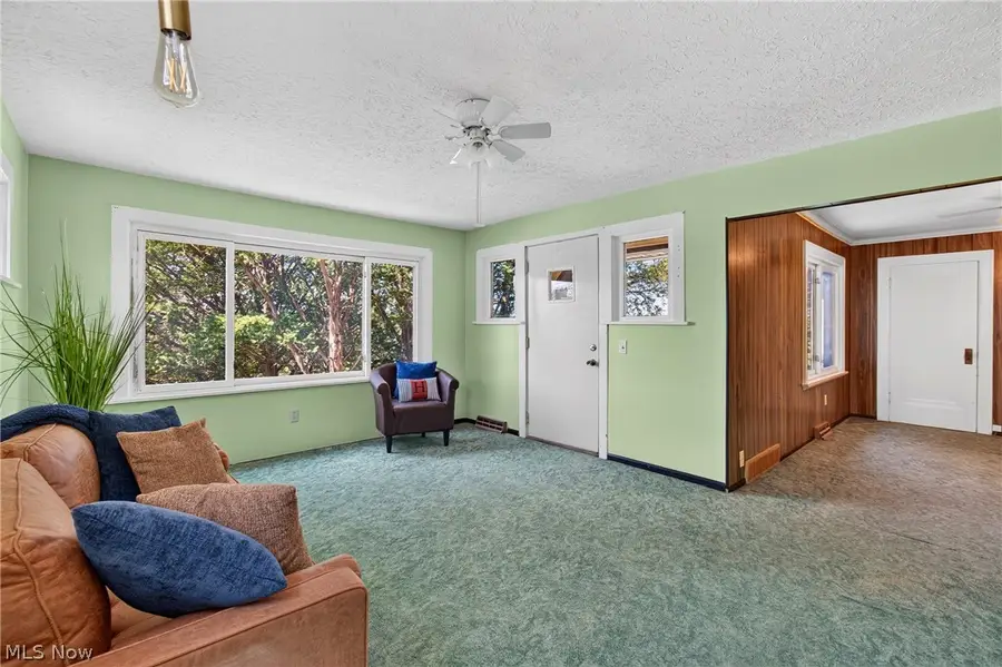 1514 Erie S Street, Massillon, OH 44646 - #3