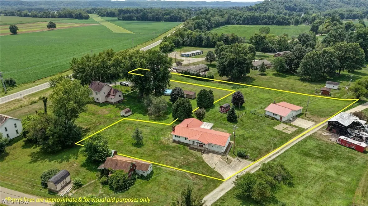 4216 Schumacher Hollow Se Road, New Philadelphia, OH 44663 - #1