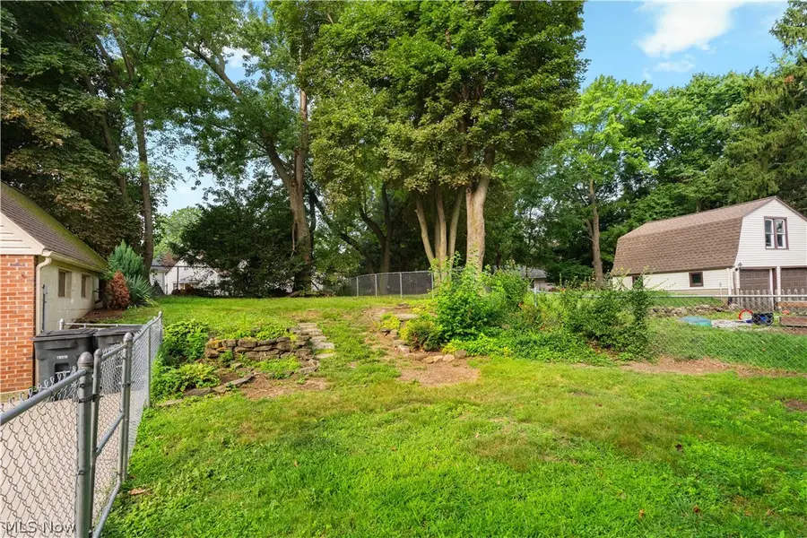 128 Woolf Avenue, Akron, OH 44312 - #3