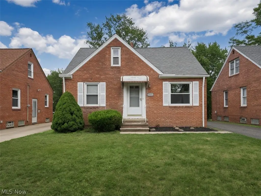 1551 Winchester Road, Lyndhurst, OH 44124 - #1