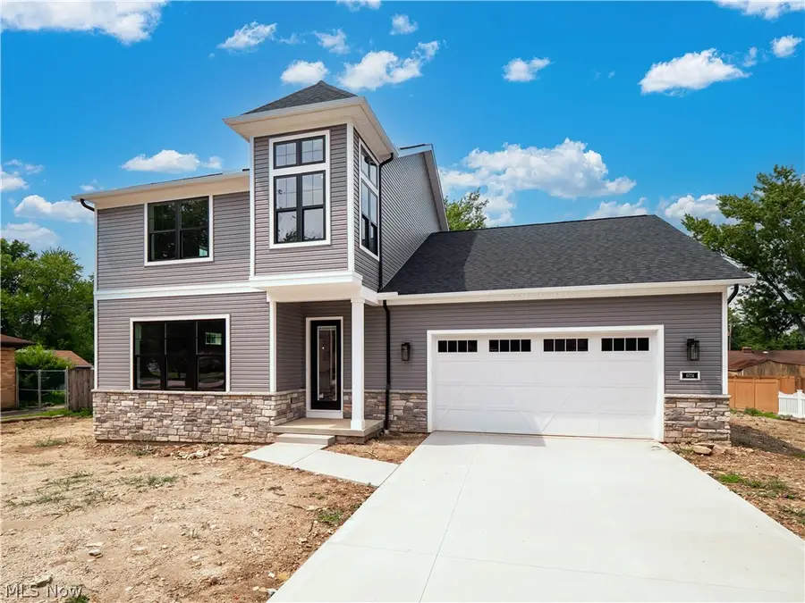 6774 Middlebrook Boulevard, Middleburg Heights, OH 44130 - #2