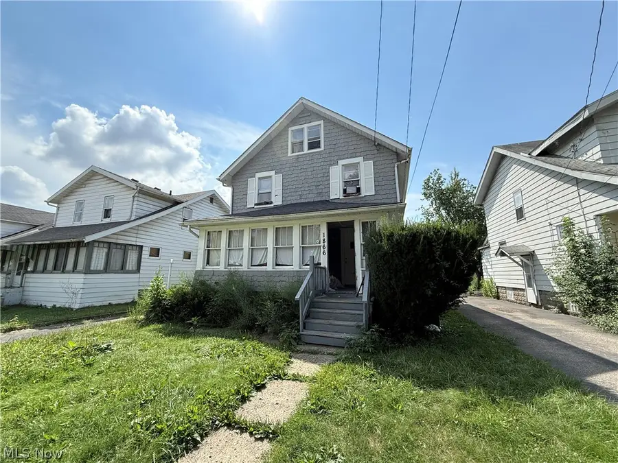 1866 16th Sw Street, Akron, OH 44314 - #3