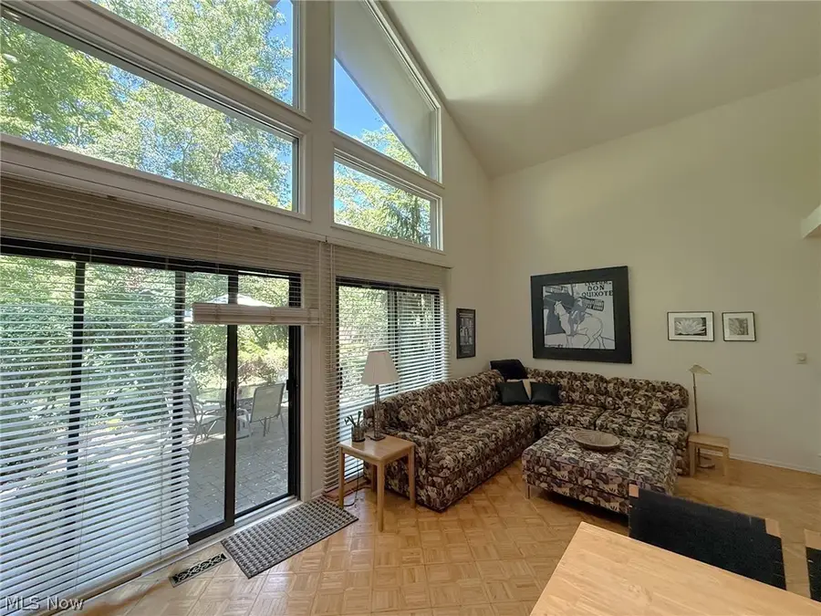 438-73 Cedar Ridge, Aurora, OH 44202 - #2