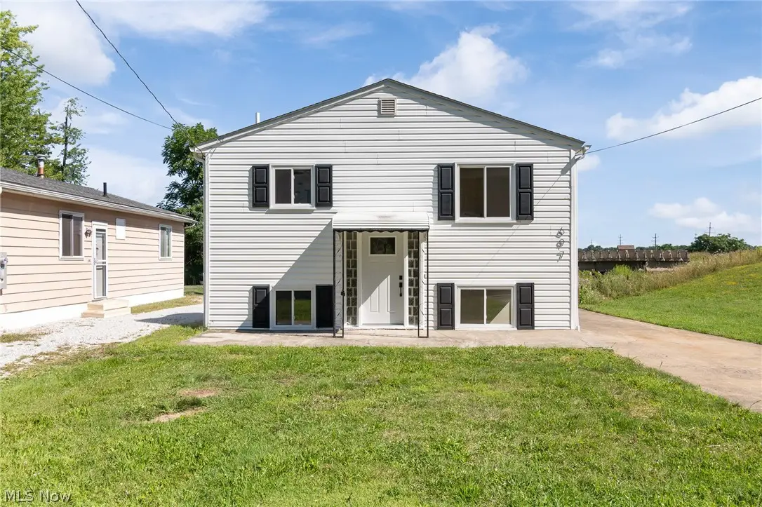 697 Ocean Avenue, Akron, OH 44310 - #1
