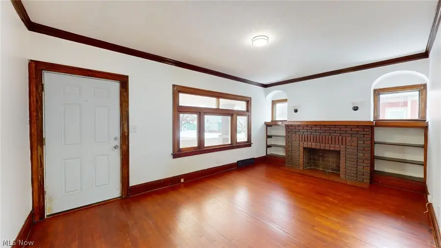 4028 Schiller Avenue, Cleveland, OH 44109 - #3