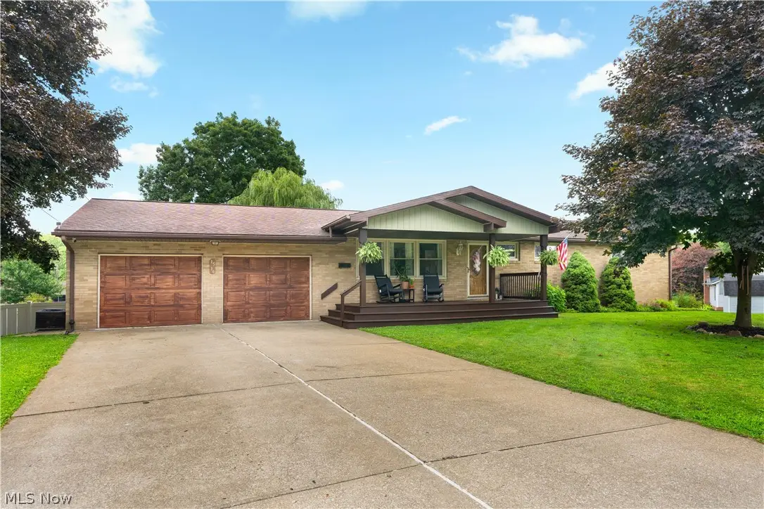 1516 Gulling Avenue, Louisville, OH 44641 - #1