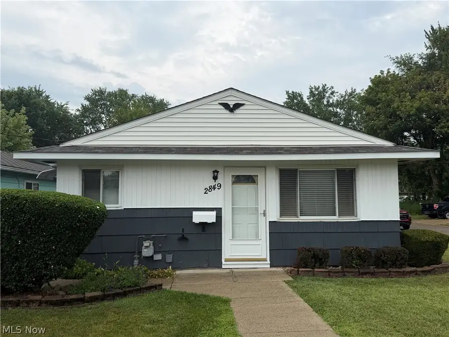 2849 25th Ne Street, Canton, OH 44705 - #2