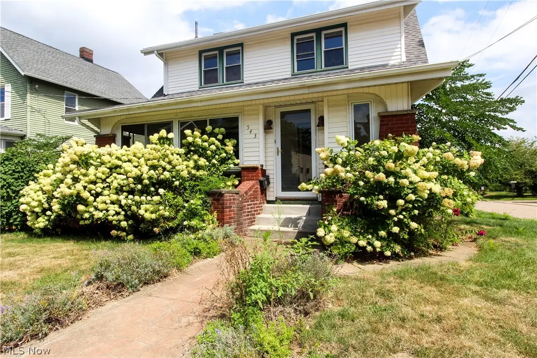 543 W Maple Street, North Canton, OH 44720 - #1