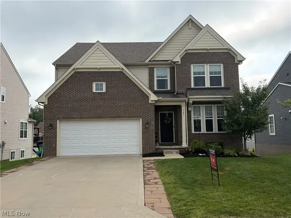 987 Hawkin Lane, Aurora, OH 44202