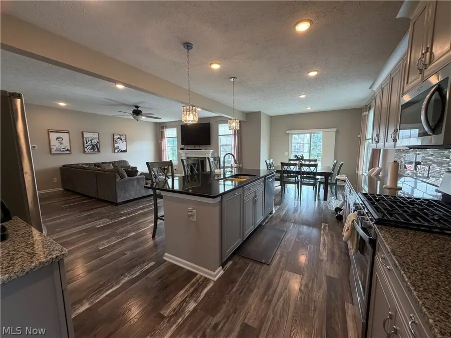 987 Hawkin Lane, Aurora, OH 44202 - #2