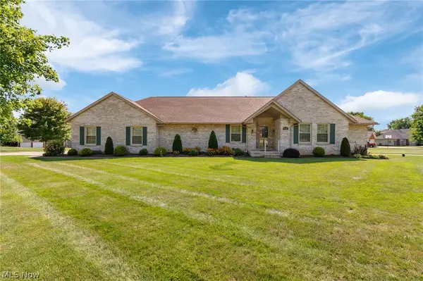 2644 Canaan Drive, Uniontown, OH 44685