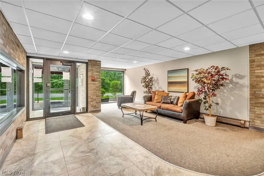 115 S Rocky River Drive #101, Berea, OH 44017 - #3