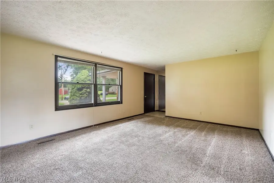 5411 Clay Street, Louisville, OH 44641 - #3