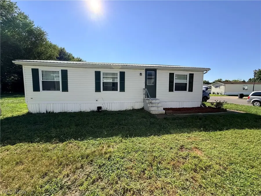 610 Sandpiper Lane, New Philadelphia, OH 44663 - #3