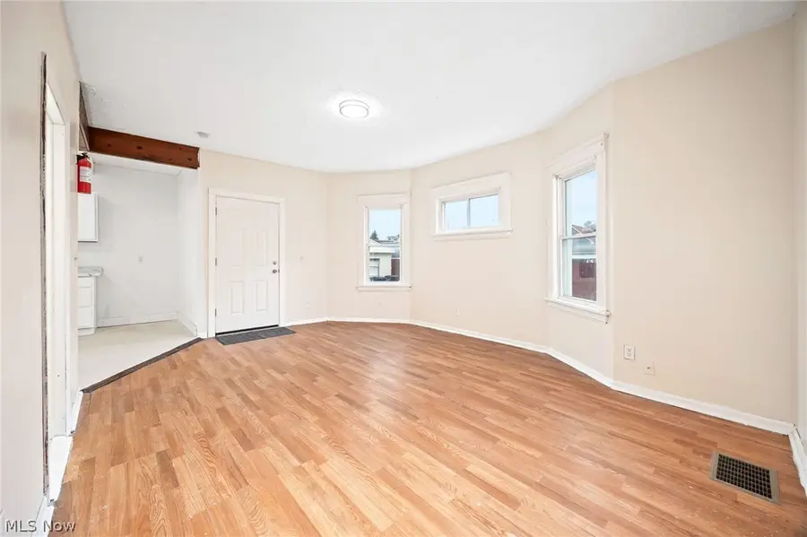 3408 Riverside Avenue, Cleveland, OH 44109 - #3
