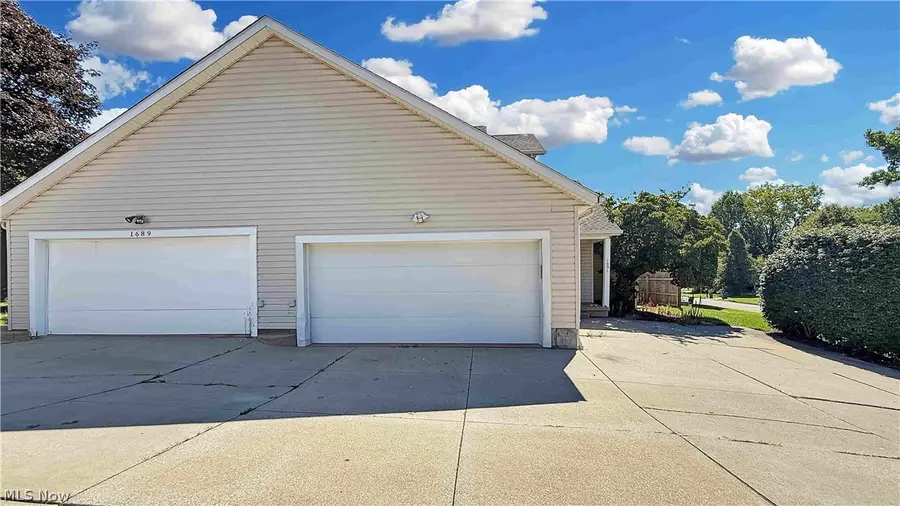 1691 Olympus Drive, Kent, OH 44240 - #3