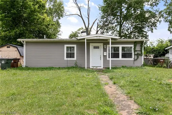 306 Rawson Drive, New Carlisle, OH 45344