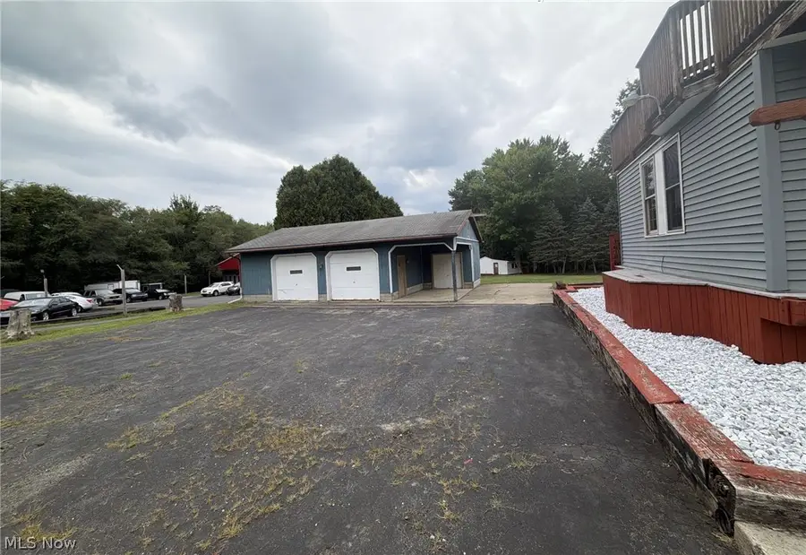 6771 Warren Sharon Road, Brookfield, OH 44403 - #2