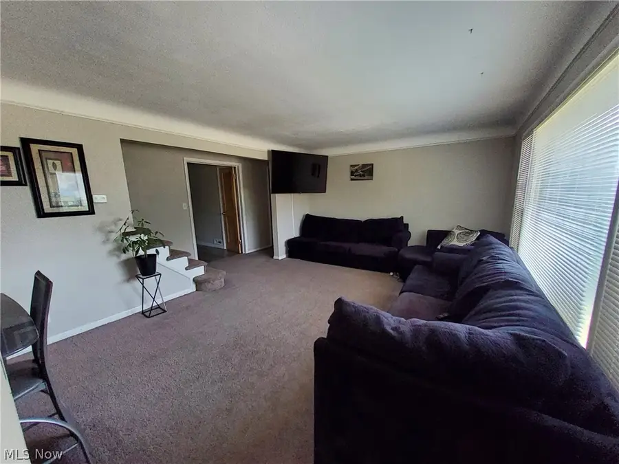 4113 Stonehaven Road, Cleveland, OH 44121 - #2