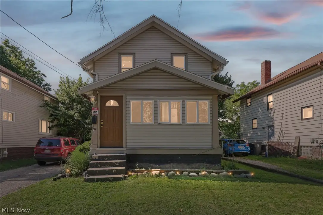 912 Hunt Street, Akron, OH 44306 - #1