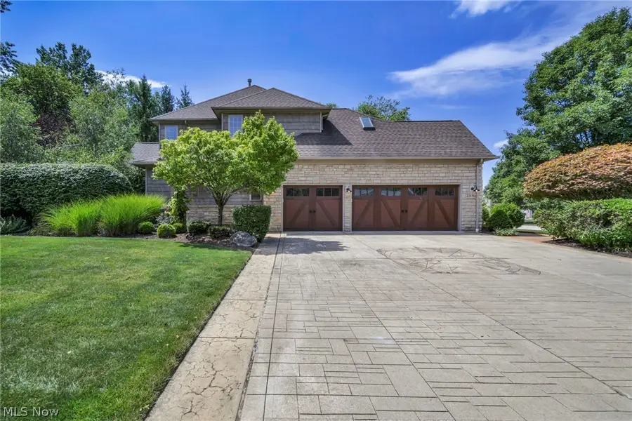 22131 Yarrow Trail, Strongsville, OH 44149 - #3