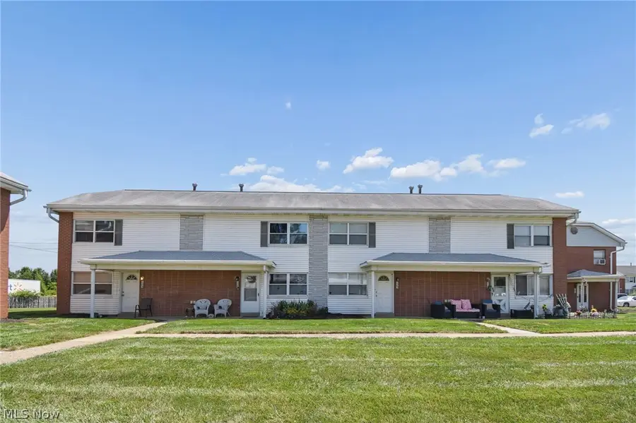 129 Buckeye Circle, Columbus, OH 43217 - #2